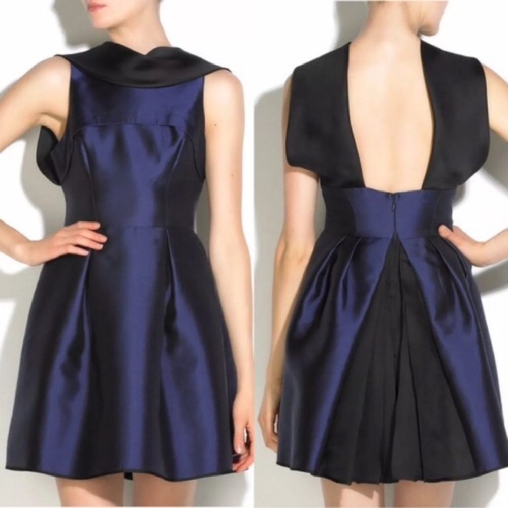 Thread Social Navy & Black Open Back Mini Dress – Chic & Sophisticated